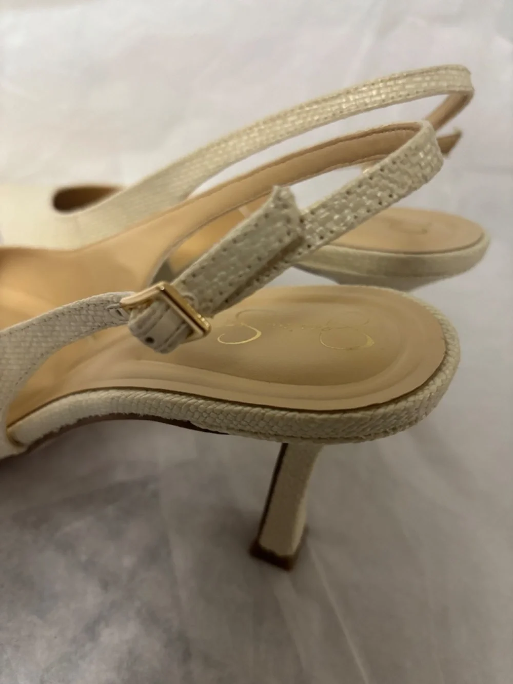 Jessica Simpson Pump- Cream color